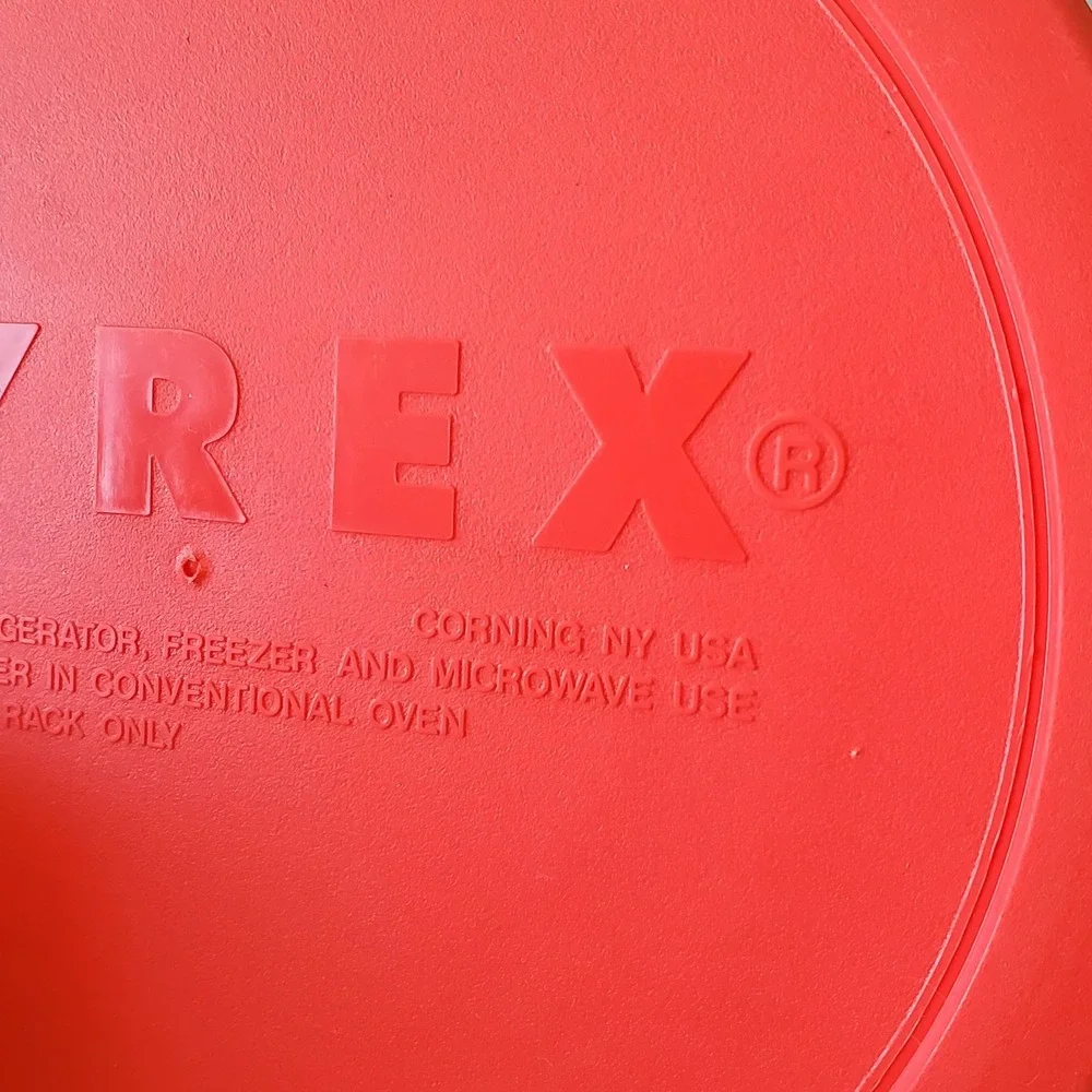 Vintage Pyrex Red Plastic Lid 7402-PC Fridge Freezer Cover‎ Lid Only